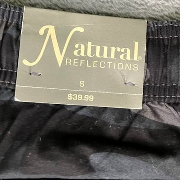 women's NWT natural reflections camo print pants - Picture 3 of 11